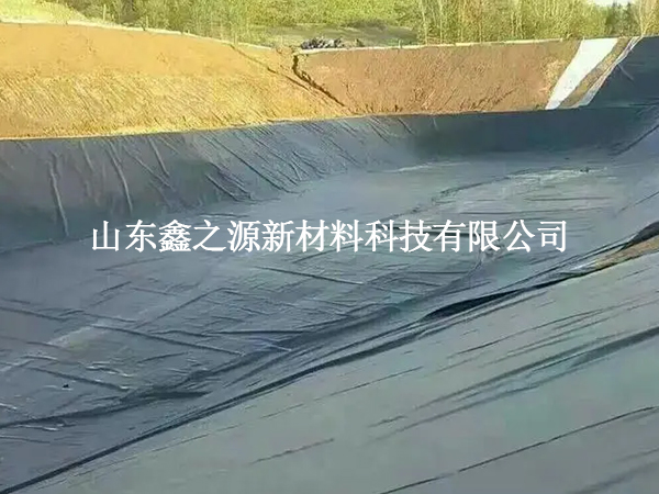 魚塘防滲膜的鋪設過程需要避免哪些問題？