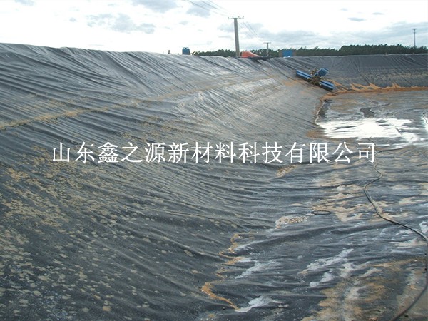 溫度“過山車”？魚塘防滲膜這樣護才耐用
