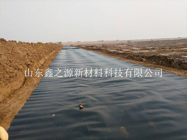 貯存養殖防滲膜需要具備哪些條件環境？